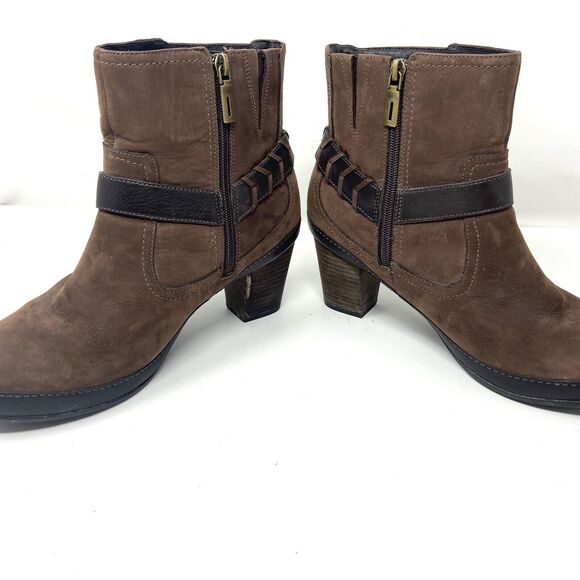 Clarks Brown Leather Harness Heel Ankle Boots - Picture 3 of 8